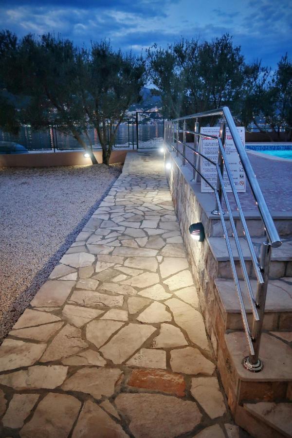 Apartments Maxi Katic Herceg Novi Eksteriør billede