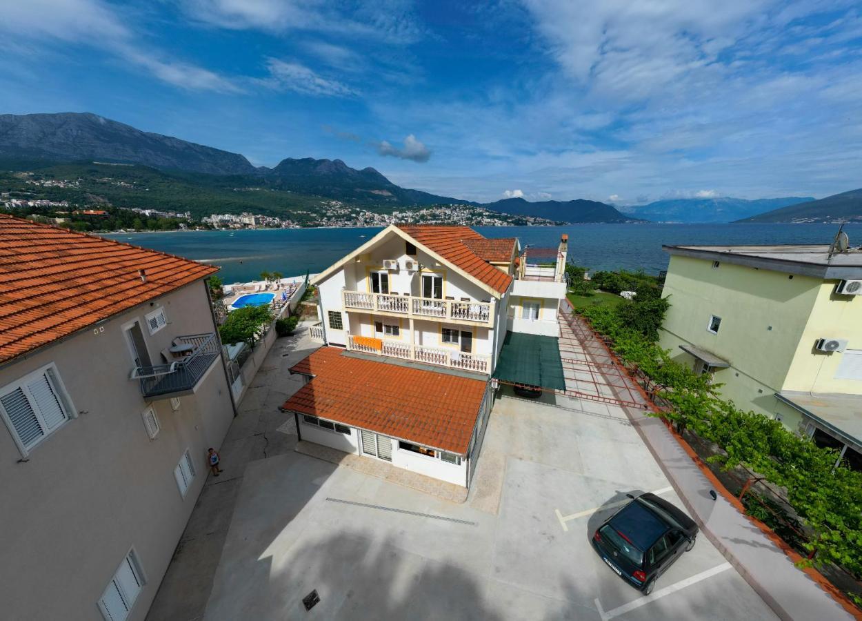 Apartments Maxi Katic Herceg Novi Eksteriør billede
