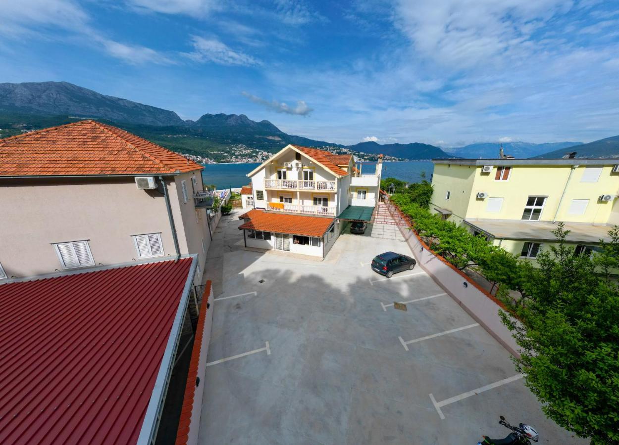 Apartments Maxi Katic Herceg Novi Eksteriør billede
