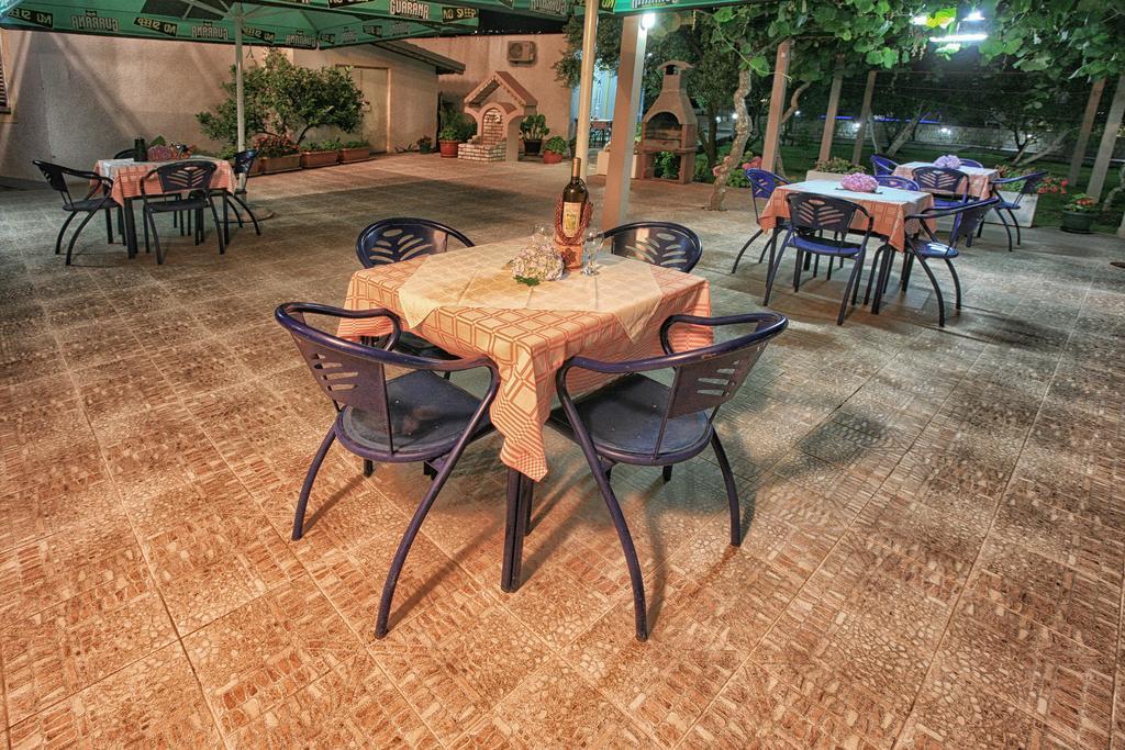 Apartments Maxi Katic Herceg Novi Eksteriør billede